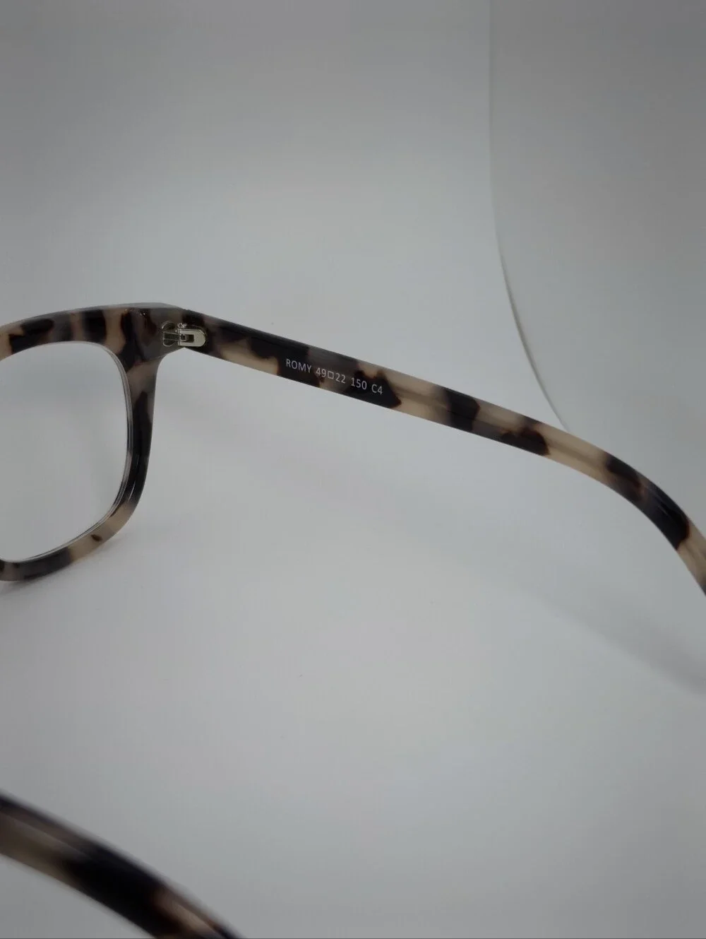Romy. Tortoiseshell Square Frame Clear Lens Glasses